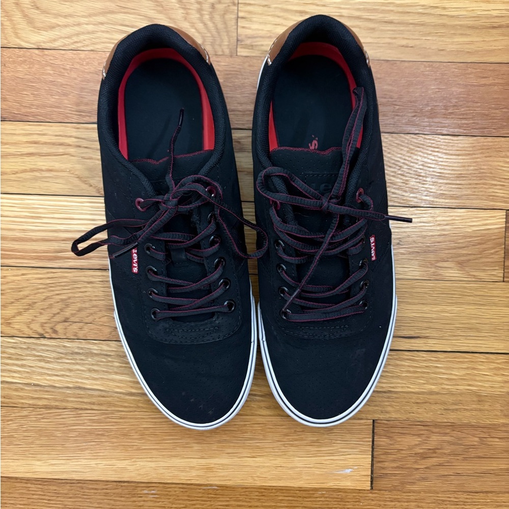 Levi’s Men’s Shoes Size 9.5 Black